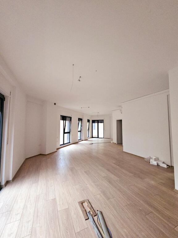 Open Space for Rent – Center (Behind the 15-Story Building), Tirana