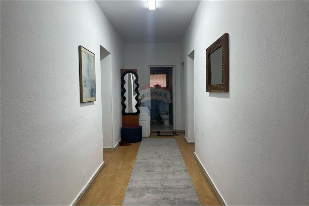Apartament - Për Shitje - Bulevardi Zhan D'ark, Brryli, Tiranë