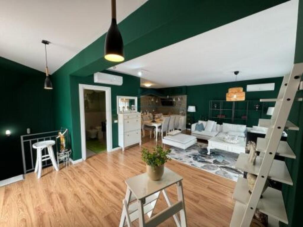 Disponojmë Duplex për Qira tek Rezidenca Kodra e Diellit 2.