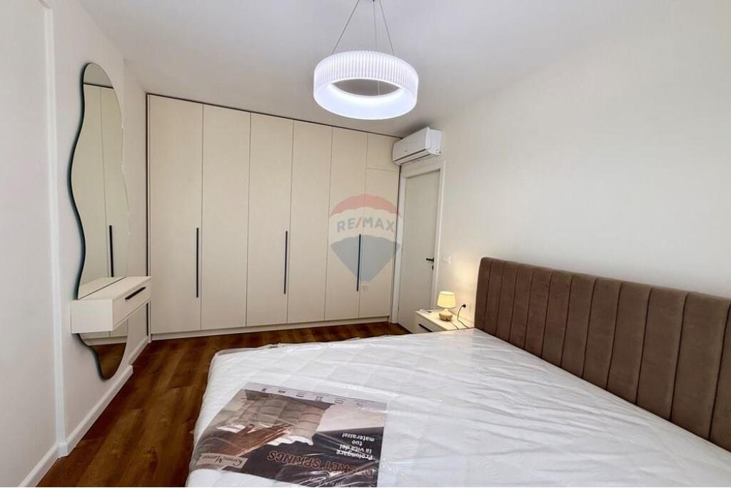 SUPER APARTAMENT 1+1 PER QIRA