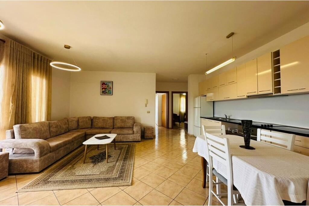 Apartament 2+1 me qira ne Zogu i Zi