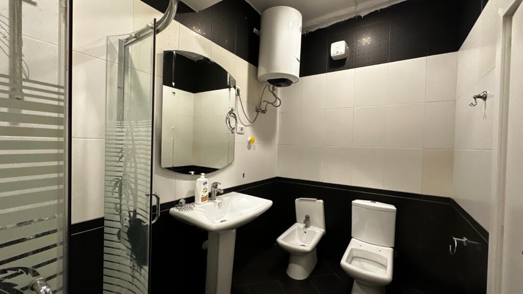 JEPET ME QERA APARTAMENT SELITE