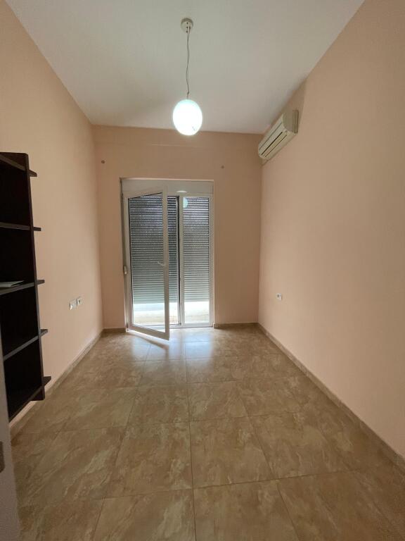 🏡 Apartament 2+1 me qira – Kompleksi Kodra e Diellit 1
