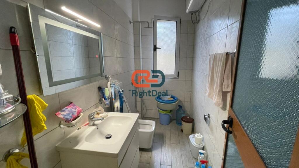 Te Rruga Bardhyl, Shitet Super Apartament 3+1+2, Me Lokacion Ideal!