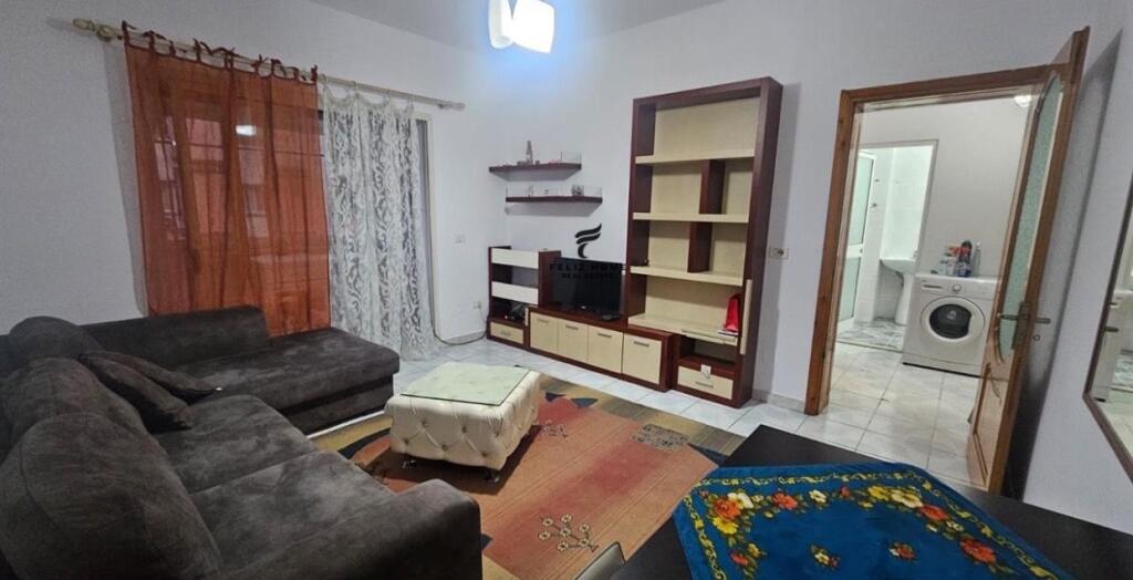 APARTAMENT ME QERA 1+1 BRRYL 400 EURO