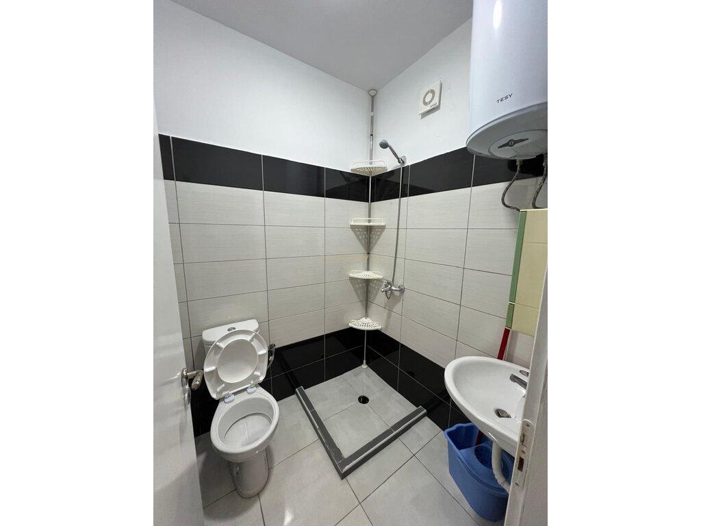 Apartament 3+2 Me Qira në Fresku