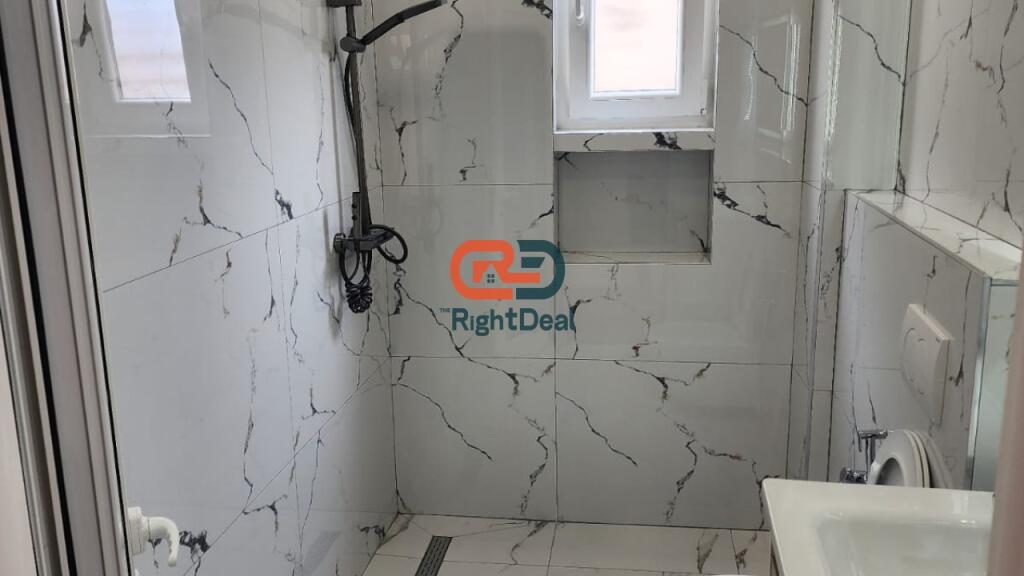 Tek Oxhaku, Shitet Apartament 1+1+Depo, Me Planimetri Te Rregullt Dhe I Investuar !!!