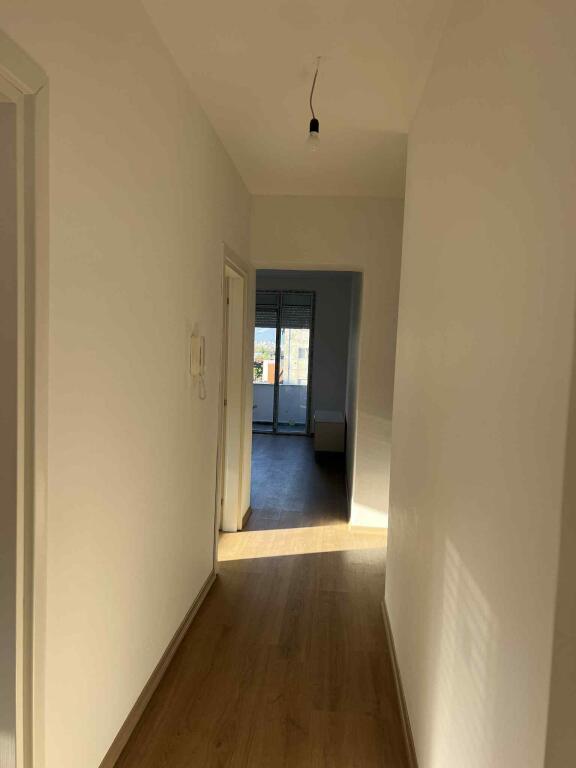 Jepet me qira 2+1 RR.DRITAN HOXHA 550 EURO