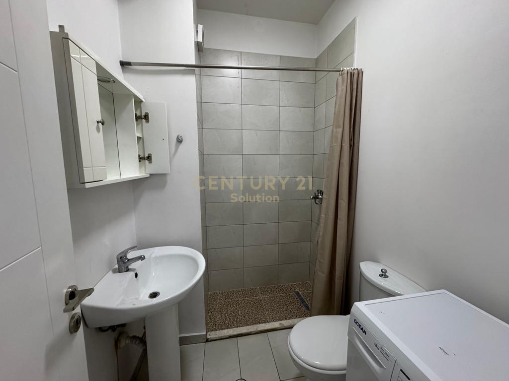 Jepet me Qira Apartament 2+1 për Zyra – Pranë Toptanit, Tiranë!