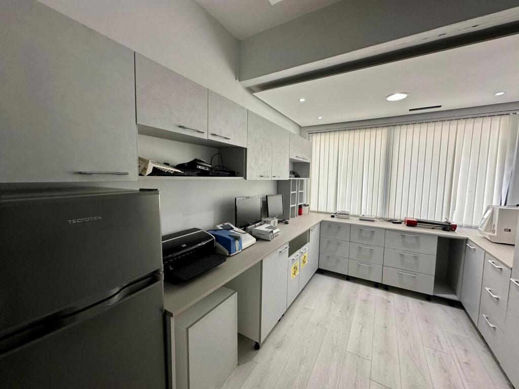 📣 FOR RENT Medical Laboratory, Astir
