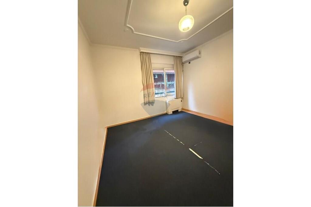 Tirane, locale commerciale in affitto 2° piano, 182 m² 1.500 € (ID: 530291049-14)