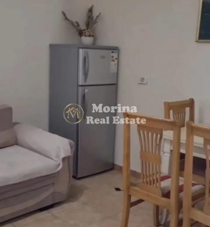 Qera, Hyrje Private 2+1,Tregu Elektrik, 500 euro/muaj