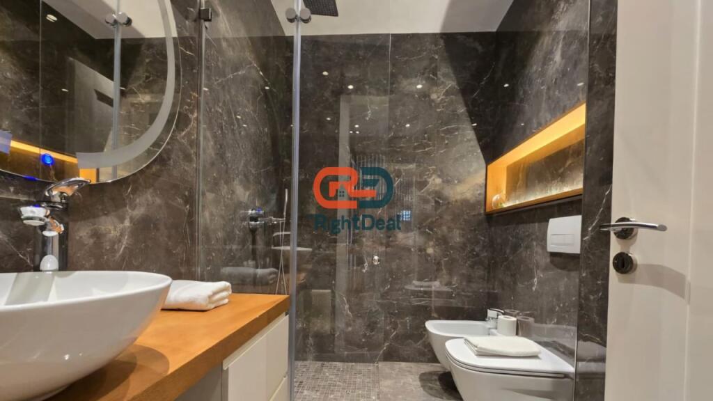 Near Toptani Center, Super Apartment 2+1+2 for Sale, Totally Invested !!