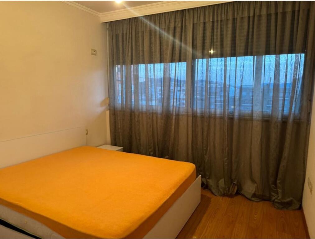 Jepet me qera🔥  Apartament 1+1  ⛳️21 Dhjetori ; prane Mondialit