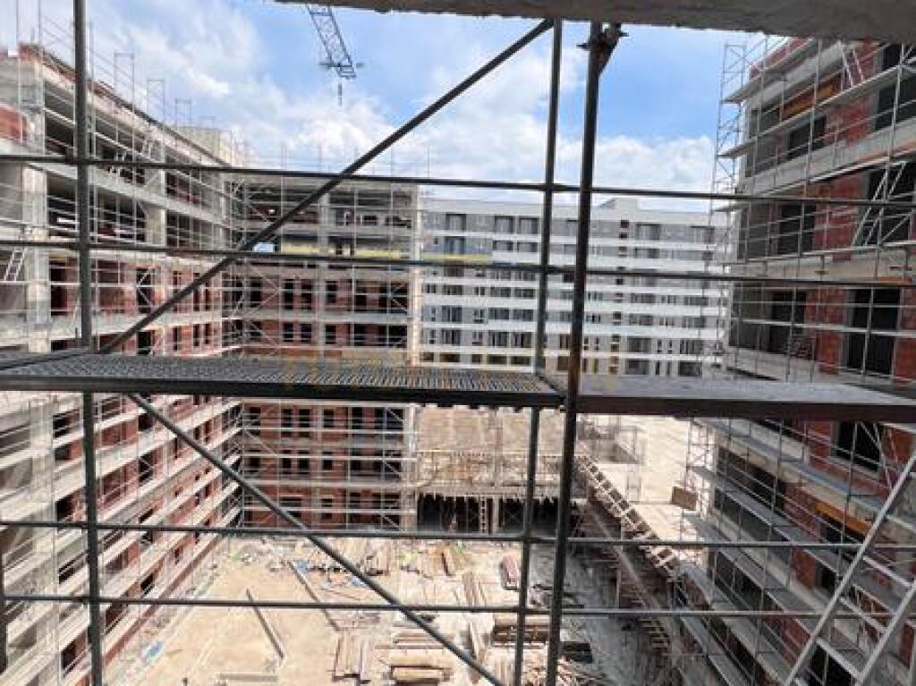 In vendita, Appartamento 2+1+2+Posto Auto, Complesso Univers City, Tirana