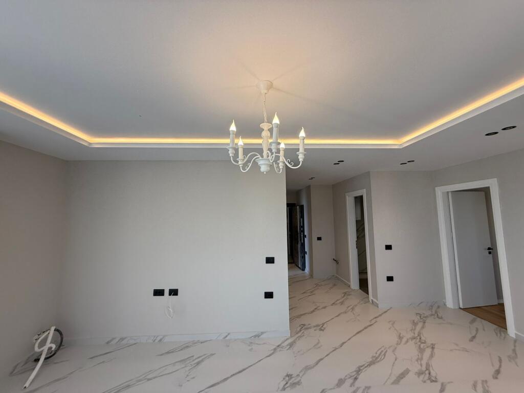 FOR SALE APARTMENT 2+1+2 IN SARANDA 165,000 EURO