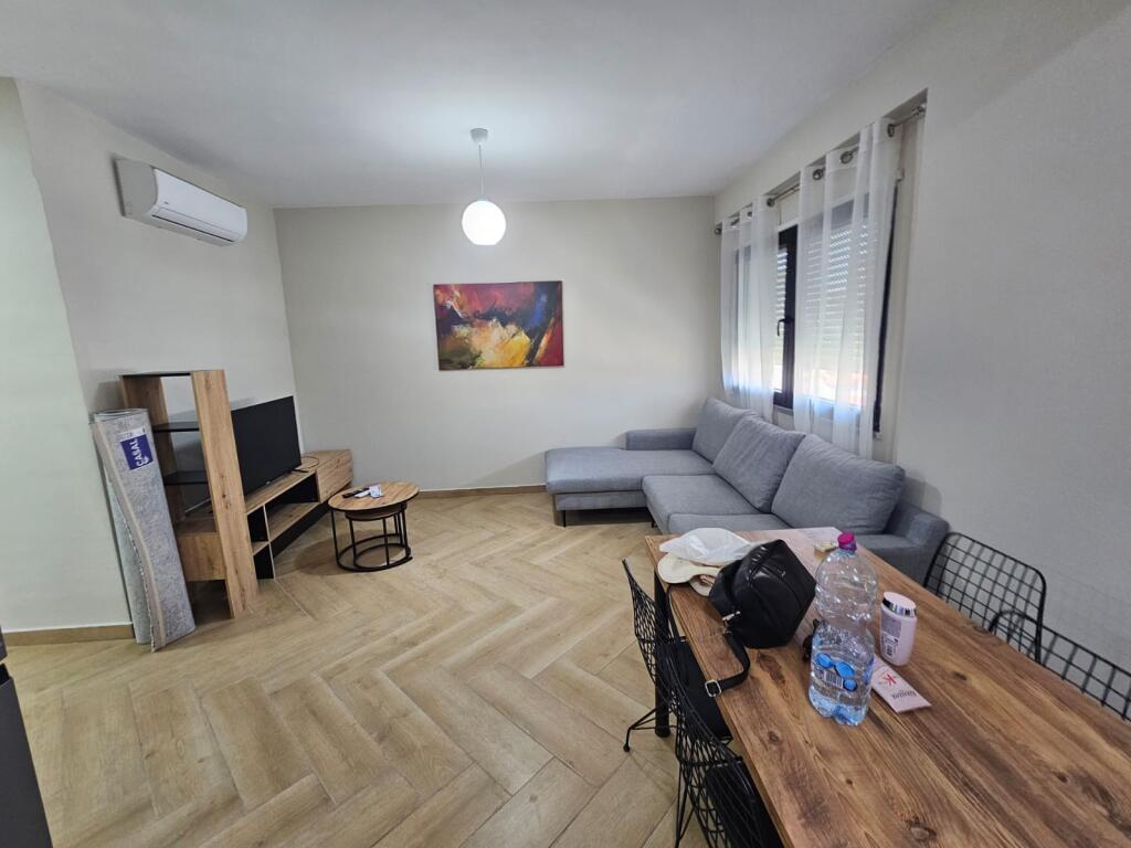 Jepet me qira apartament 1+1 – Shkolla e Baletit, Tiranë
