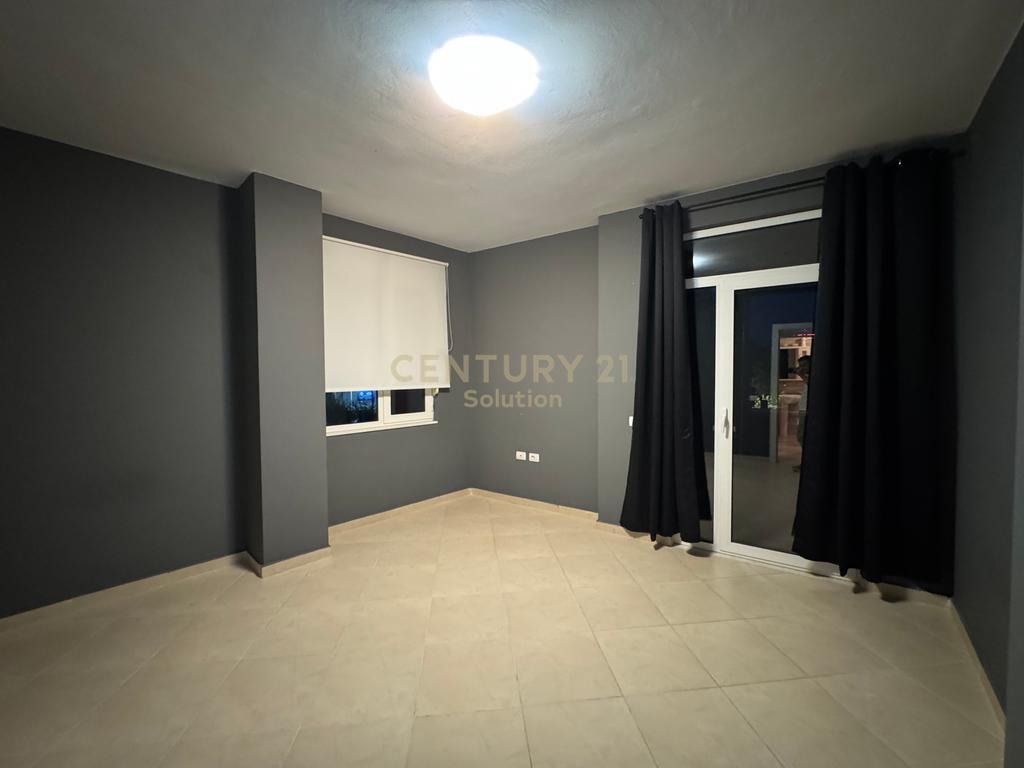 Jepet me Qira Apartament 2+1 për Zyra – Pranë Toptanit, Tiranë!