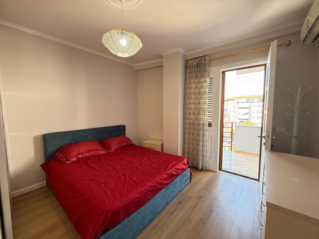 🏠 Shitet Apartament 1+1 – Pranë Kodrës së Diellit