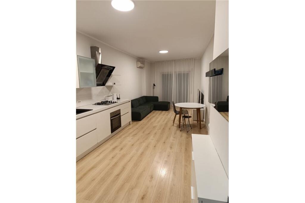 Apartament 1+1 per qira tek Pazari i Ri