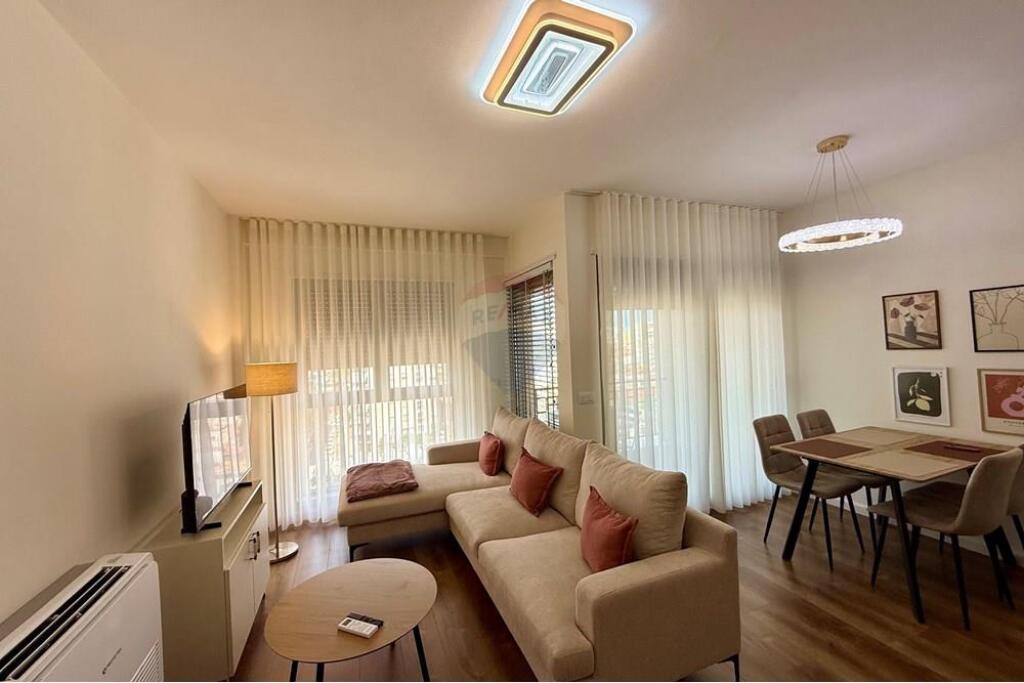 * APARTAMENT 1+1 PER QIRA-Rruga Thanas Ziko, Shkolla e Kuqe-