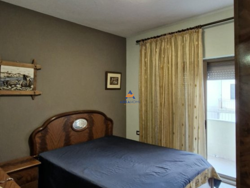 SHITET APARTAMENT 2+1+BALLKON "TE MAJEMI, GOLEM" 95.000 EURO.