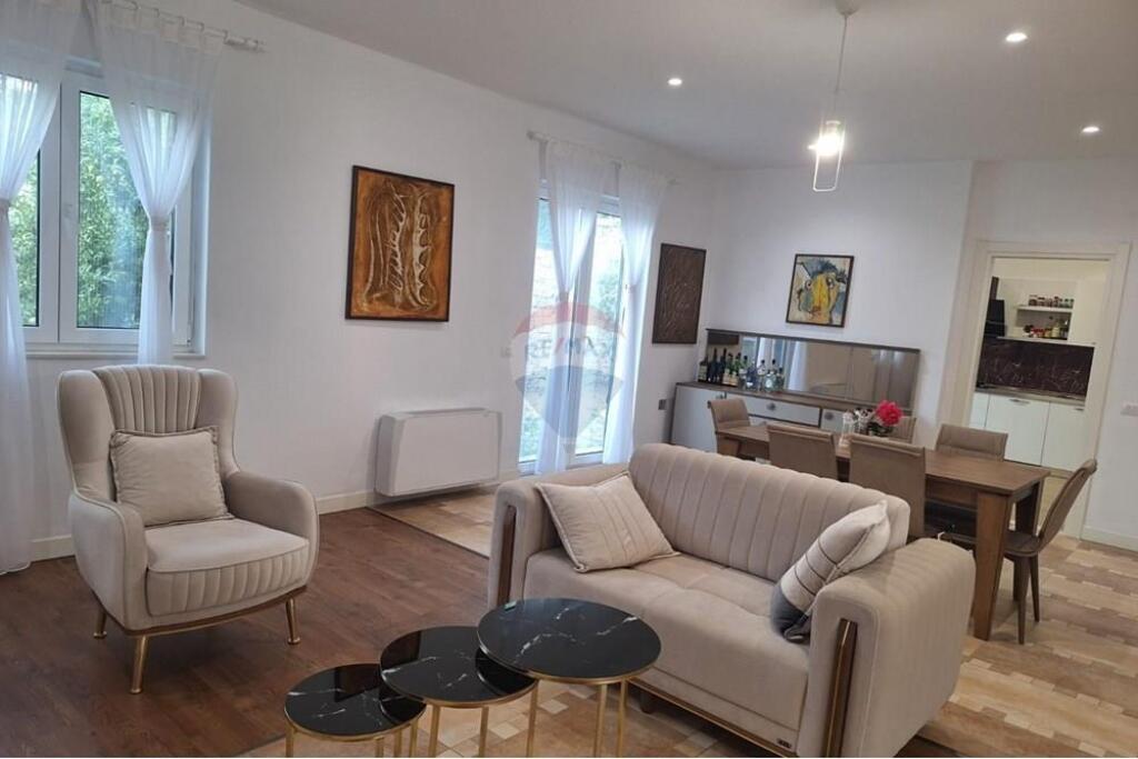 Villa for sale in Mullet In a quiet area, clean and peaceful air as well as greenery