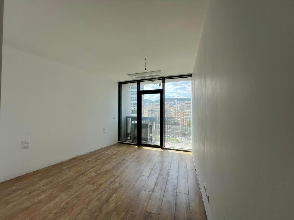 Shitet apartament 2+1+2 Tualete, Lake View Residence, Tiranë.
