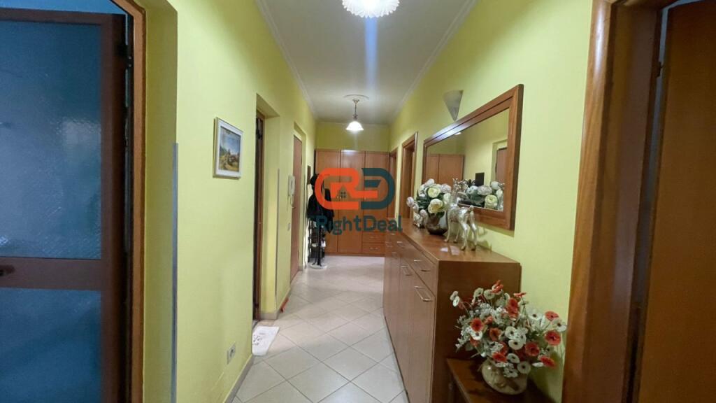 Te Rruga Bardhyl, Shitet Super Apartament 3+1+2, Me Lokacion Ideal!