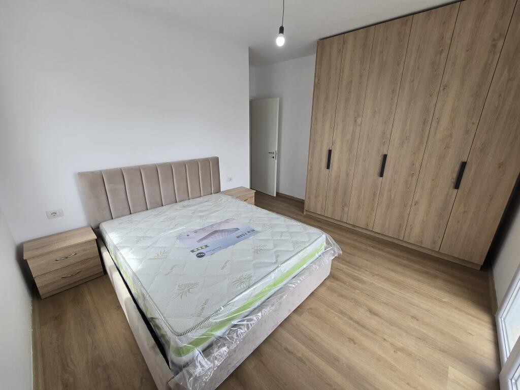 Apartament  2+1+ Ballkon me Qira Tek Ish Fusha Aviacionit