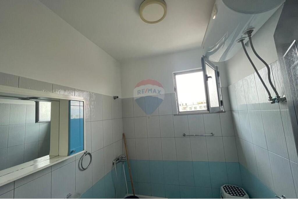 Shitet Apartament 2+1 ne Yzberisht