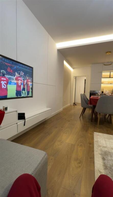 Jepet me qira apartament 2+1 – Bulevardi Zogu I, pranë Ministrisë së Drejtësisë, Tiranë