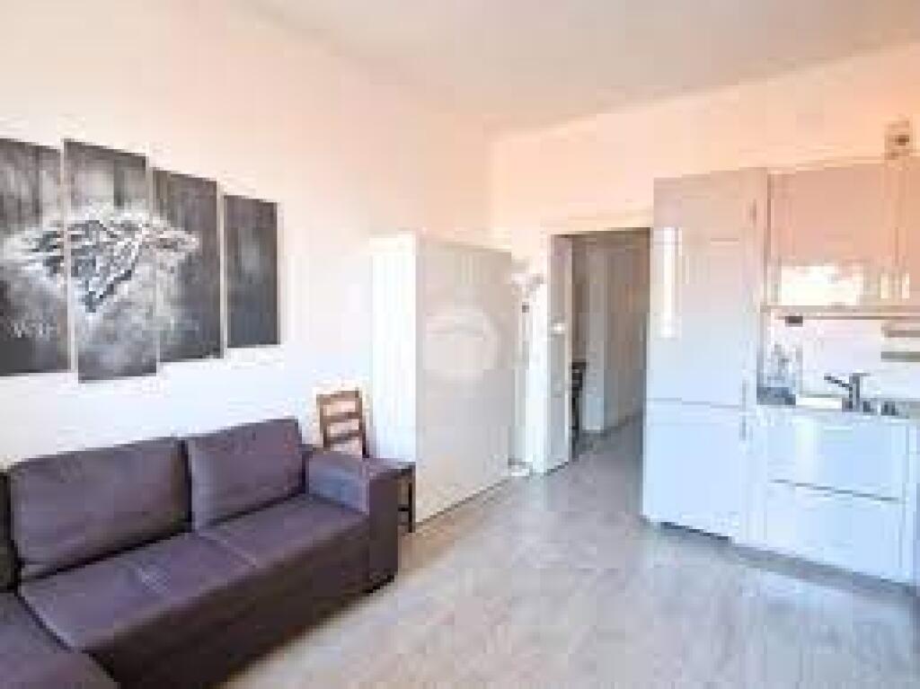 Villa in Affitto 1+1 Vicino alla Scuola di Balletto (ID BV22479) Tirana