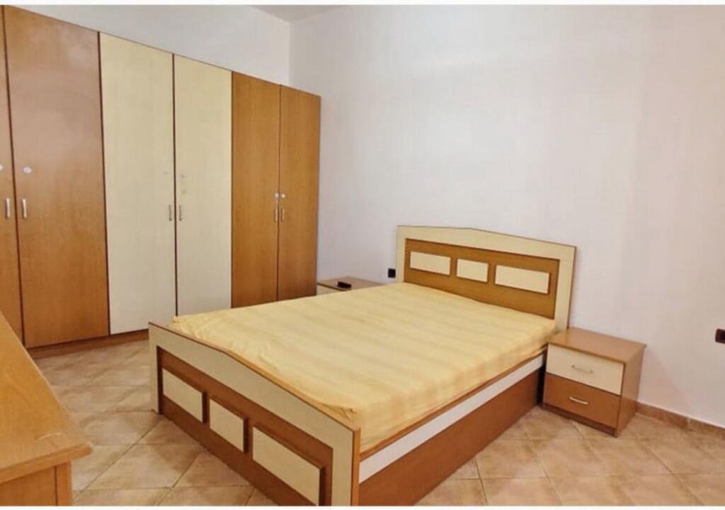 Apartament 1+1 per qira Bllok