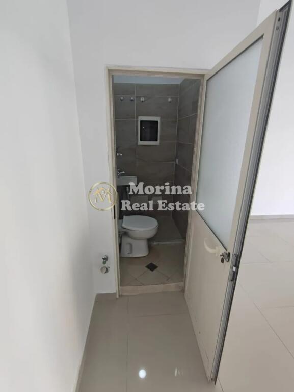 Locale Commerciale in Affitto, 400 Euro/Mese, Vasil Shanto