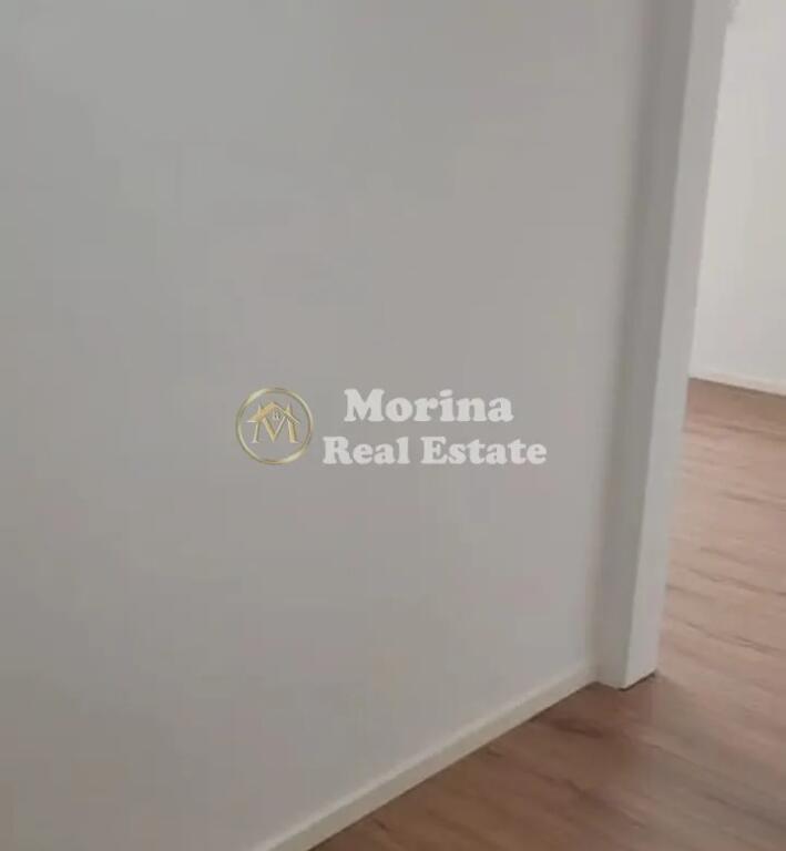 Shitet Apartament 1+1 ,Oxhaku, Xhamia Xhura, 95.000 Euro