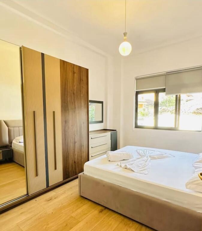 Jepet Me Qera Apartament 1+1
