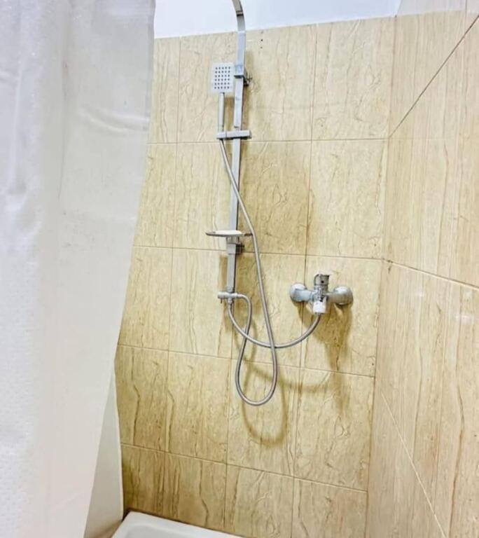 Jepet Me Qera Apartament 1+1