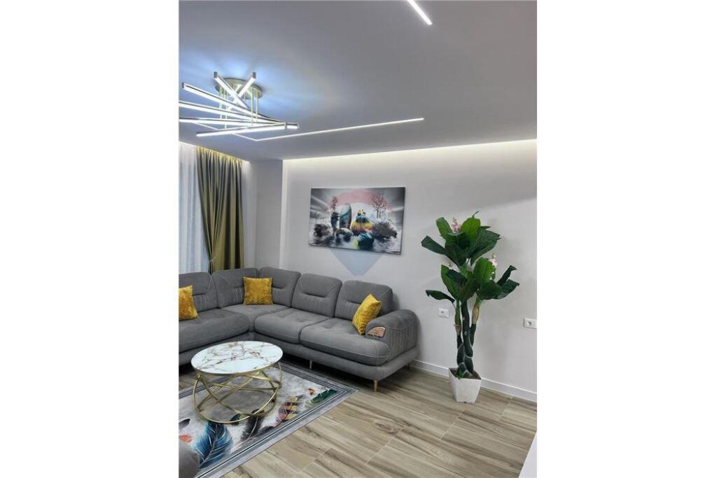 Ofrohet apartament 1+1 me qira prane qendres!.