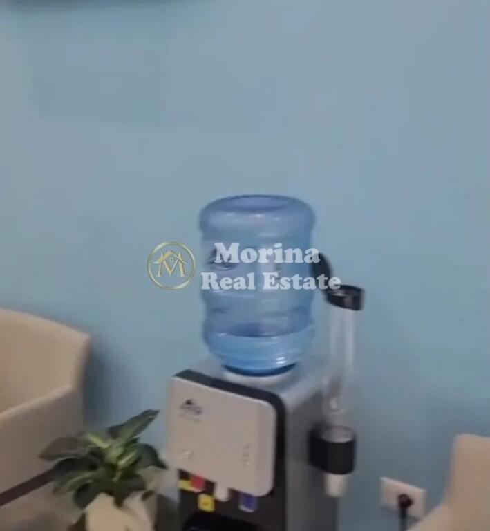 Rent, Clinic 3+1 Kongresi i Manastirit St., 1600Euro/month