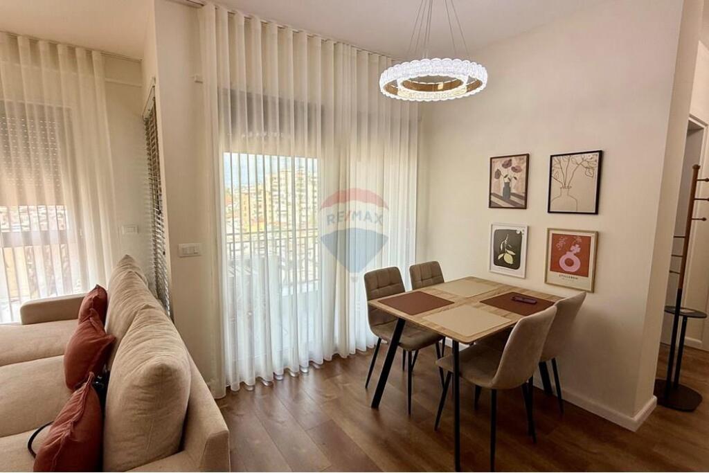 Super Apartament 1+1 per qira Shkolla e Kuqe !