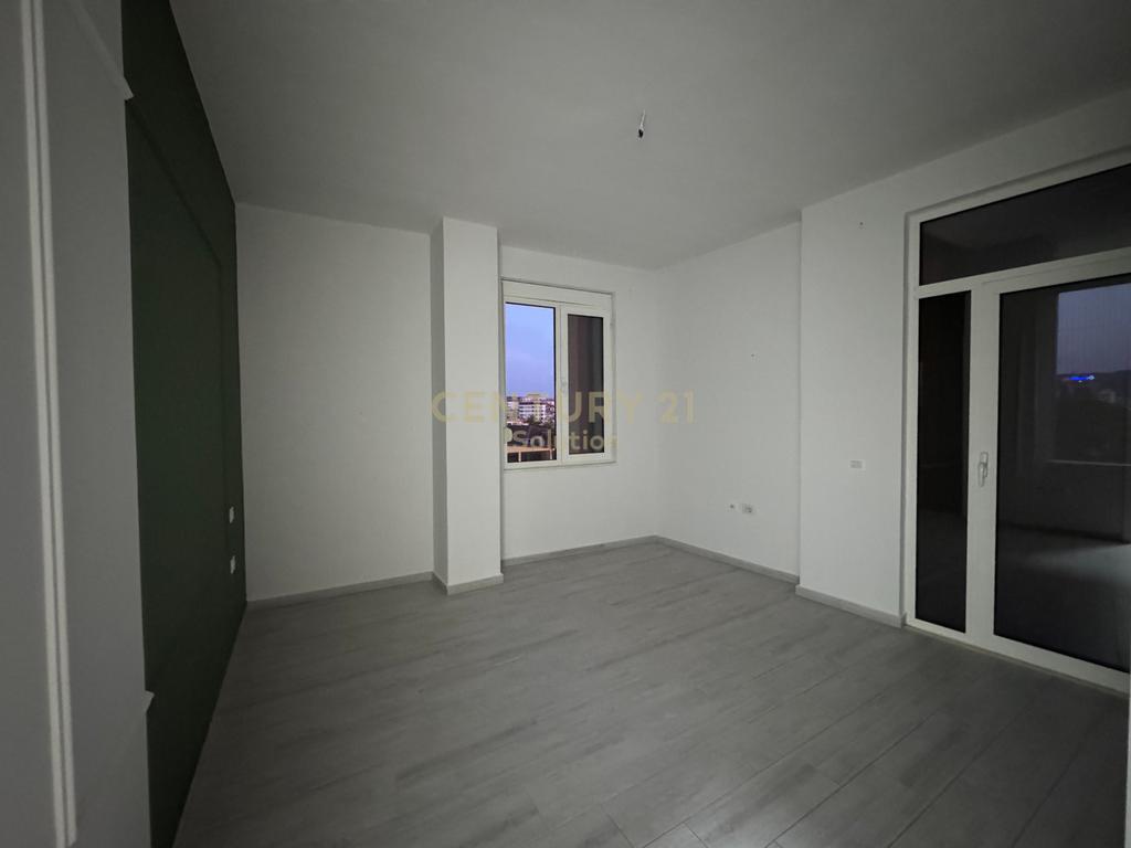 Jepet me Qira Apartament 2+1 për Zyra – Pranë Toptanit, Tiranë!