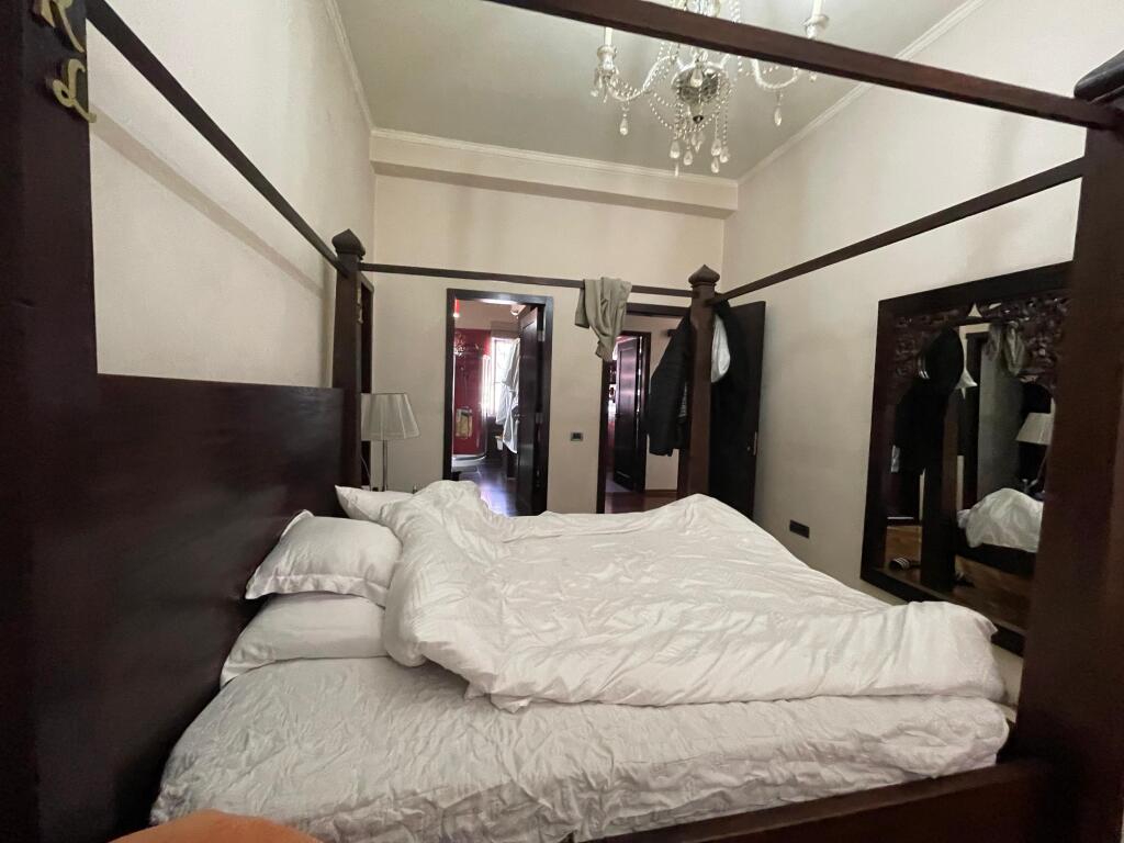 Jeper me qera   Apartament 2+1+2   Ne qender , kryqezimi Rr Barrikadave / Rr Dibres