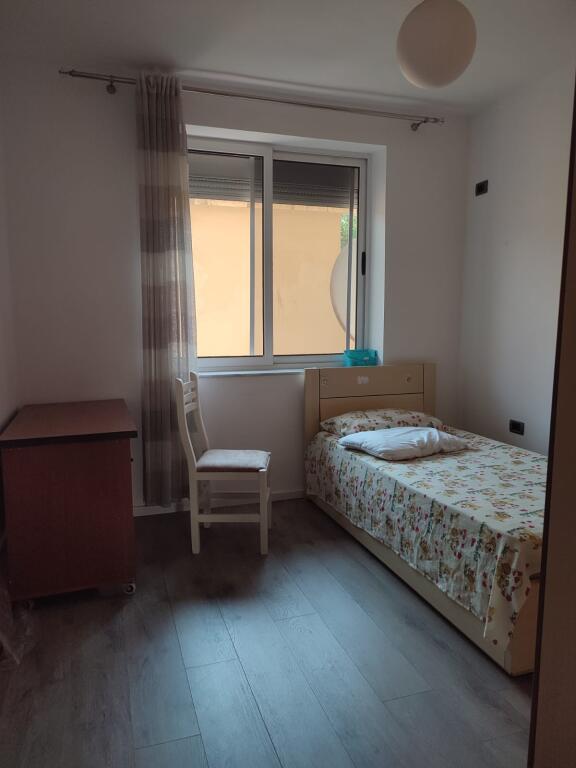 Shitet Apartament