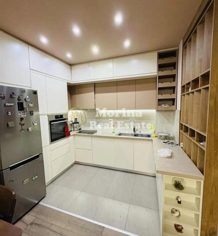 Qera, Apartament, 2+1, Komisariati Nr,4, 600 euro/muaj