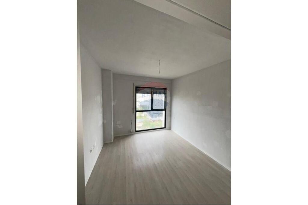 Office space for rent at Asl! 1