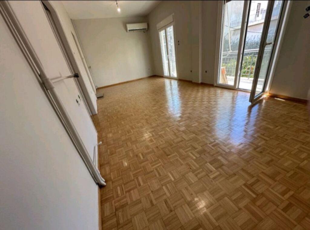 Ufficio in Affitto 1+1 Vicino a Rruga e Kavajes (ID BZ2680) Tirana
