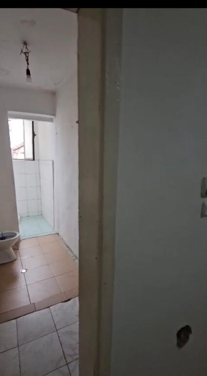 SHITET APARTAMENT 1+1 TE PAZARI I RI