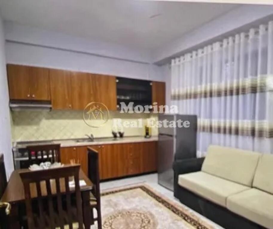 Qera Garsoniere, prane Tregut Elektrik, 170 Euro/muaj