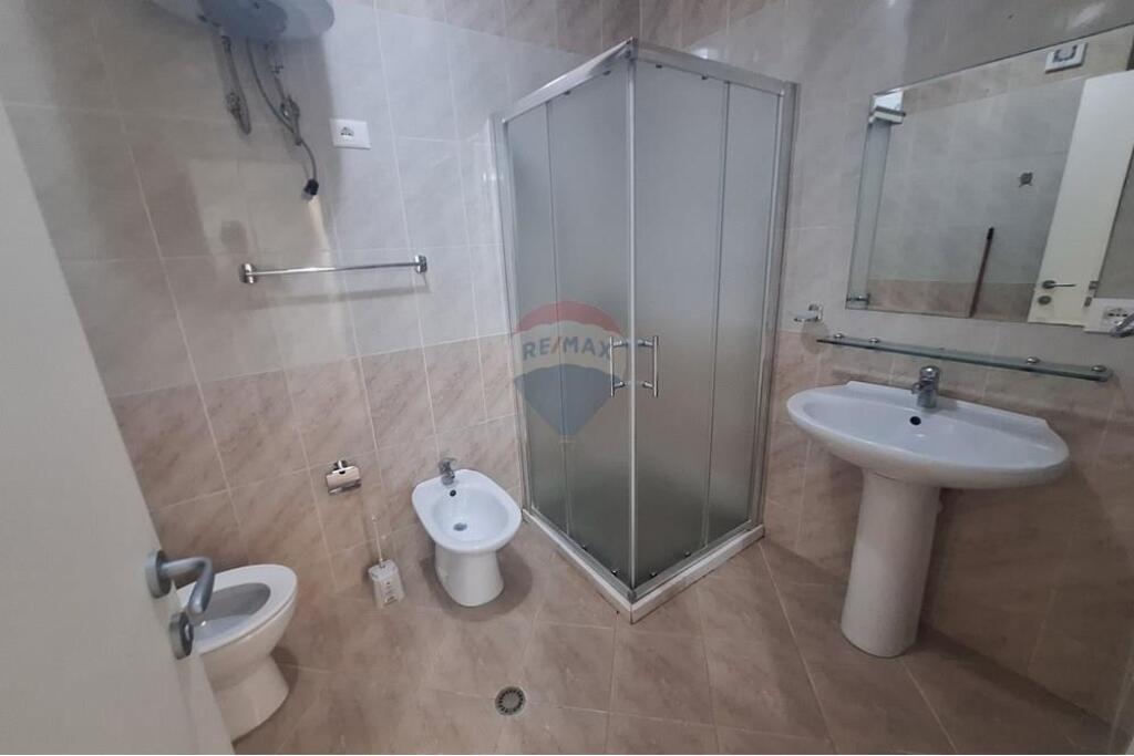 Apartament 1+1 me qera ne Fresk..